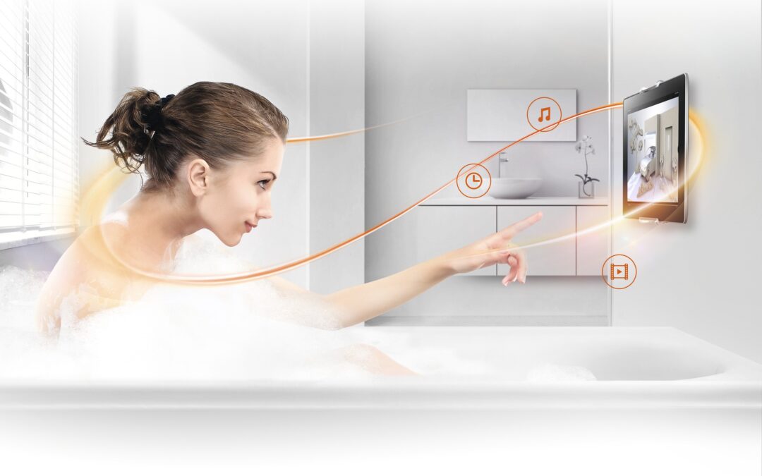 Nuovo  TMS 1010  – il pratico supporto tablet da parete
