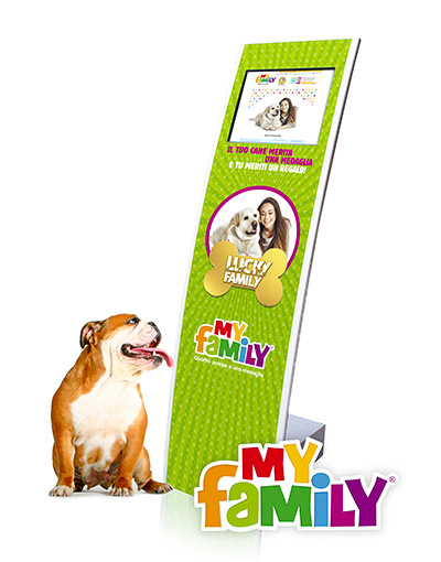 Myfamily interactive totem