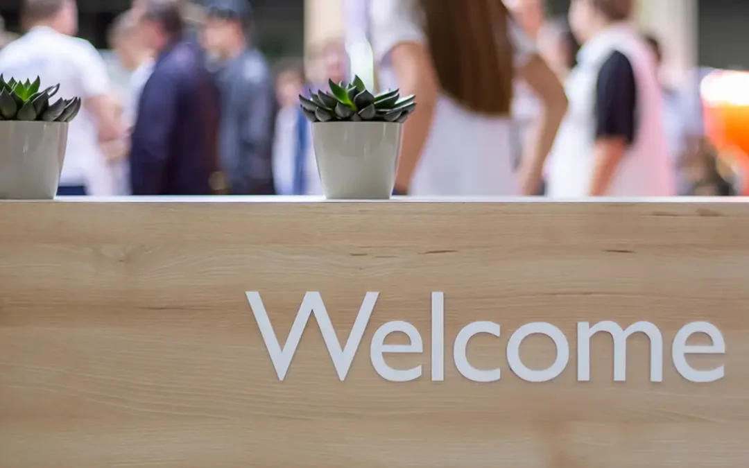 Visitor management in the company: reception, security and branding