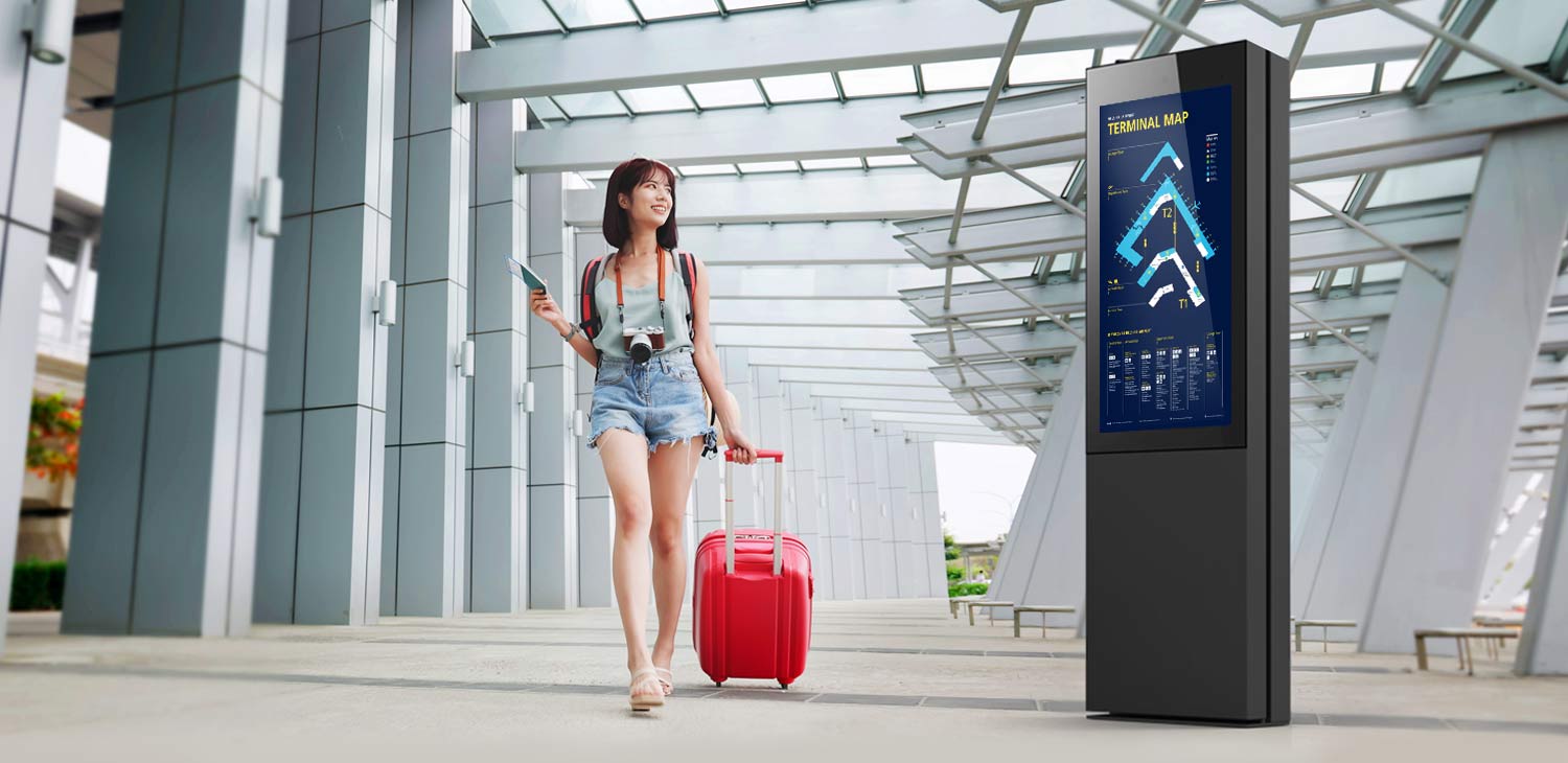 Digital signage solutions for airports