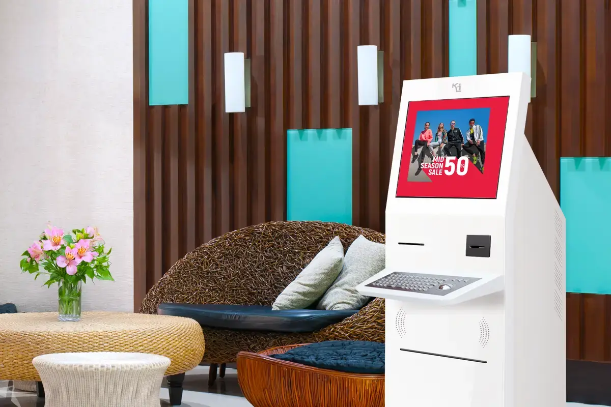 chiosco totem self-service per ordinazioni e pagamenti