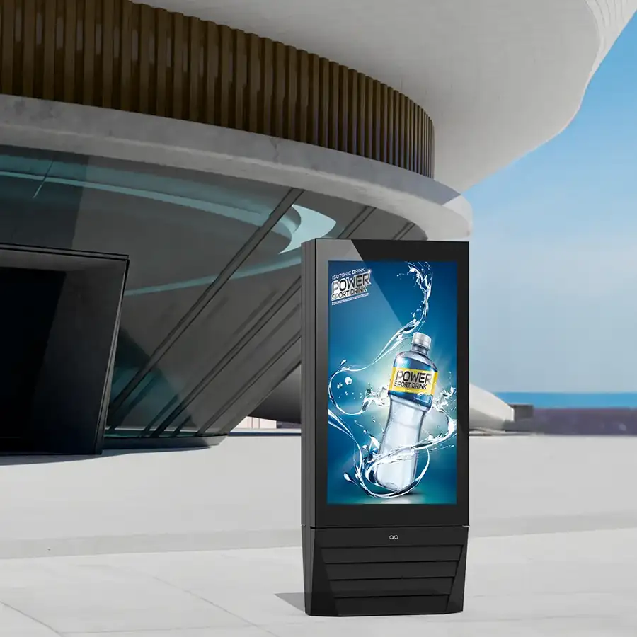 totem multimediali pubblicitari da esterno