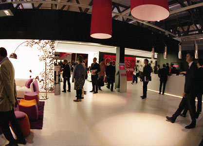 totem interattivo in fiera Calligaris